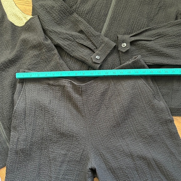 Orvis Womens 3pc Travel Set Large Pants, Reversable Vest and Jacket Black - Picture 6 of 13